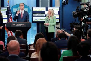 USA o měsíc prodloužily výjimku na nákup sankcionované ruské ropy - Seznam Zprávy